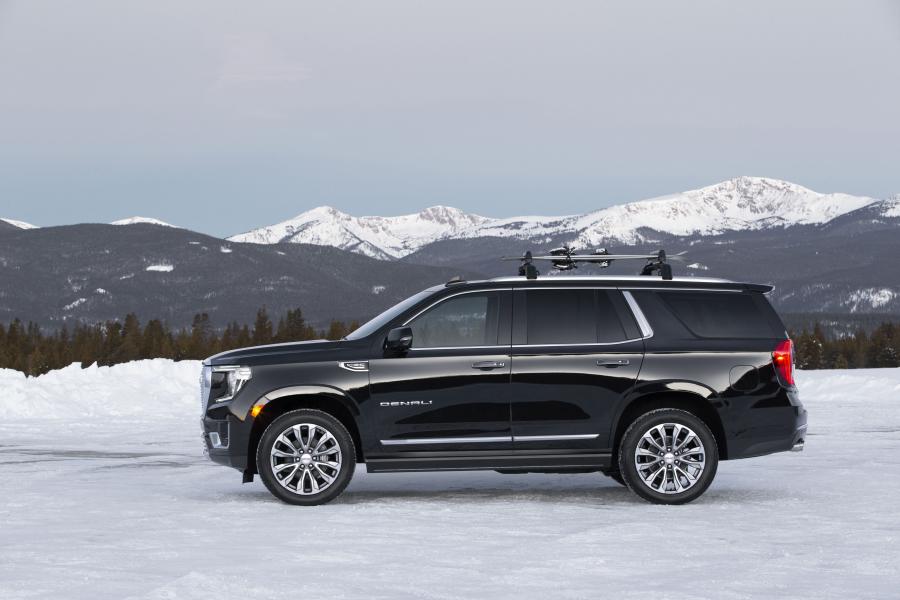 GMC Yukon Denali 2020 года  (фото 23 из 31)